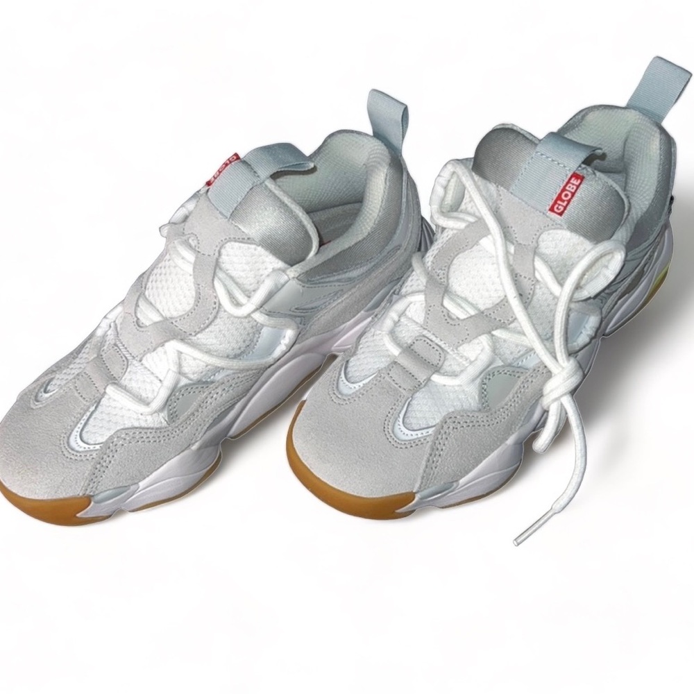- GLOBE tennis‎ shoes men’s size 5 new condition